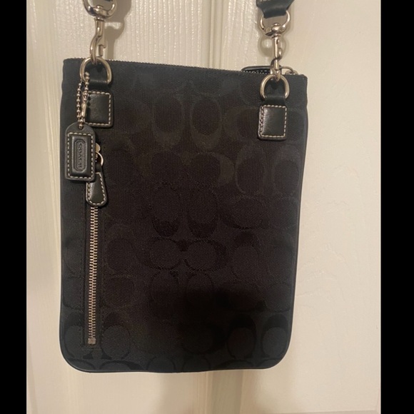 Long Strap Coach Bag - Picture 6 of 6